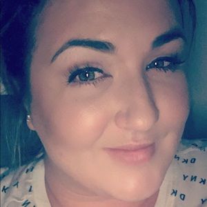 Meet your Posher, Karissa